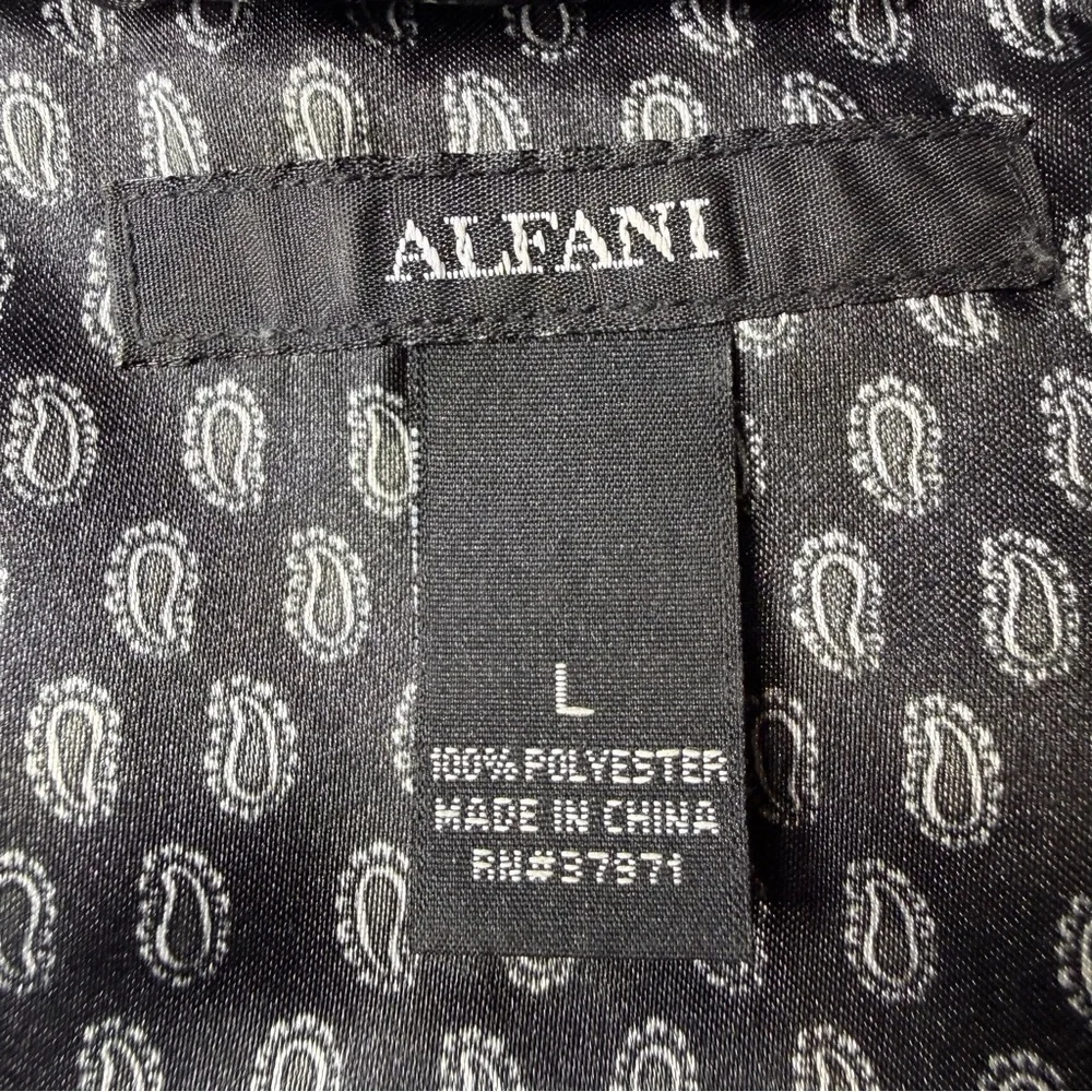 Alfani Men’s Black Paisley Long Sleeve Pajama Set - Picture 4 of 5